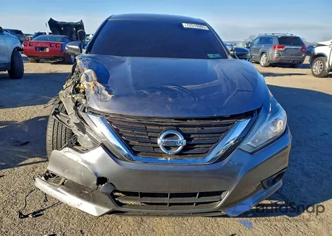 2018 Nissan Altima 2.5 из США, поврежденный, VIN 1N4AL3AP4JC138882